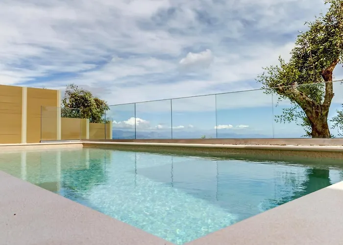 Bolla D'oro Luxury Villa